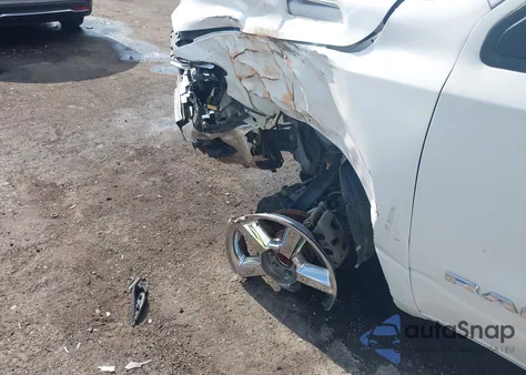 2020 Ram 1500 Big Horn 4X2 6'4 Box from USA, damaged, VIN 1C6RREBT5LN294737